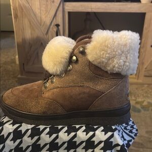 Brown Suede Boots with Cream Fur Lining